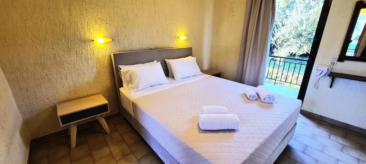 Doras Zante Studios & Apartments อาร์กาซี ภายนอก รูปภาพ