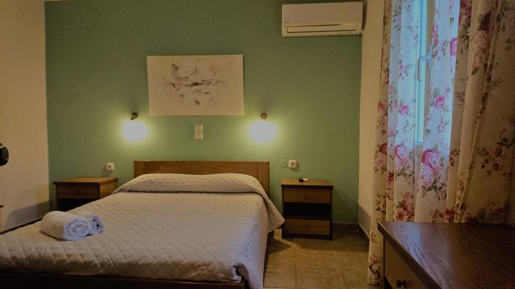 Doras Zante Studios & Apartments อาร์กาซี ภายนอก รูปภาพ