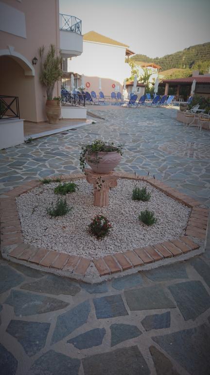 Doras Zante Studios & Apartments อาร์กาซี ภายนอก รูปภาพ